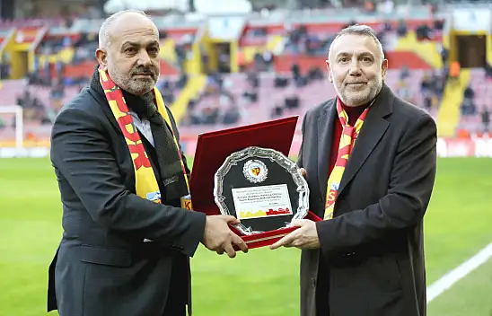 Kayserispor'a olan desteğini sürdürüyor!