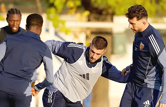 Kayserispor'da bir ayrılık daha! Gözler bu isme çevrildi