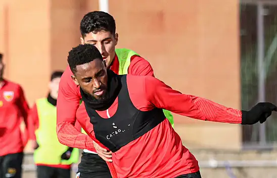 Kayserispor'da dikkat çeken Carole detayı