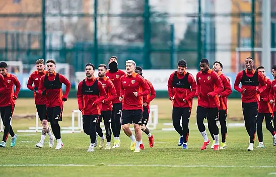 Kayserispor'da kritik maçın hazırlıkları sürüyor! Kocaelispor maçı öncesi sakat ve cezalı listesi...
