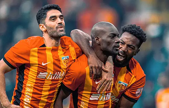 Kayserispor'da kriz mi yaşandı? Ali Karimi kadro dışı mı kaldı?
