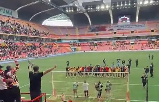 Kayserispor'da maç bitince herkes o ismi konuşmaya başladı