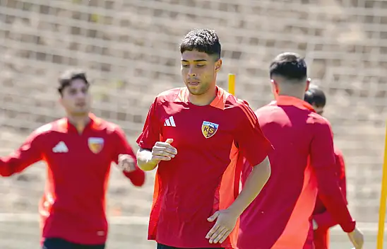 Kayserispor'da müjdeli gelişme! O oyuncu kampa katıldı