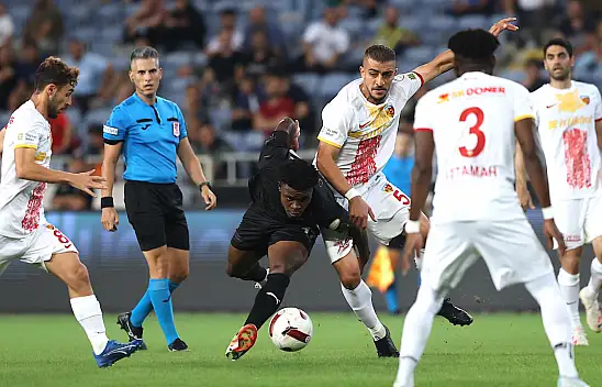 Kayserispor'da o oyuncu da sakatlar kervanına katıldı