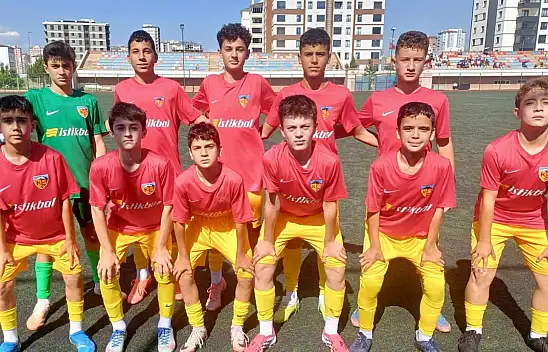 Kayserispor'da yeni bir yıldız doğuyor! Hat-trick yaparak göz doldurdu