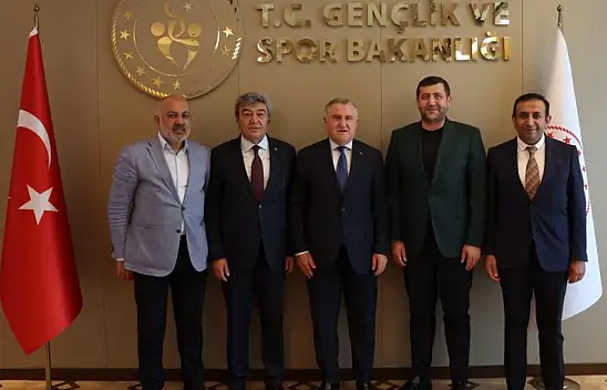 Kayserispor heyetinden Osman Aşkın Bak'a ziyaret
