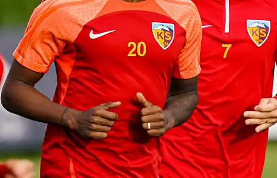 Kayserispor o isimle sözleşme yeniledi!