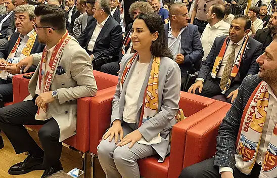 Kayserispor taraftarının merak ettiği değişiklik gerçekleşti