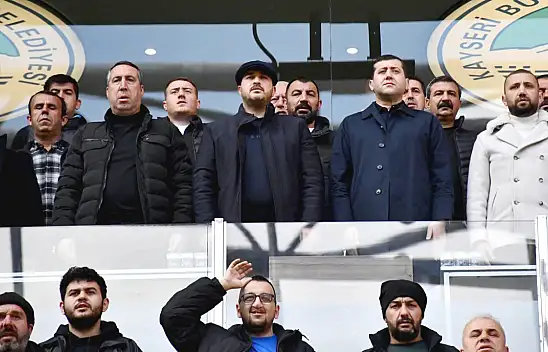 Kayserispor tribününün abisini gören bir daha bakıyor!