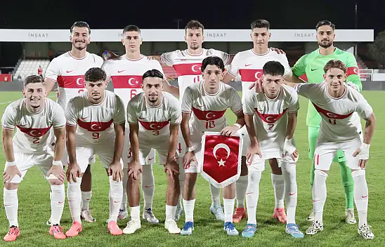 Kayserispor'un gurur kaynakları Milli Takım forması giydi