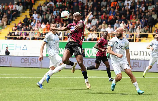 Kayserispor'un rakibi kritik maçta kazandı!