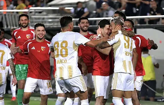 Kayserispor'un rakibinde beklenen ayrılık!
