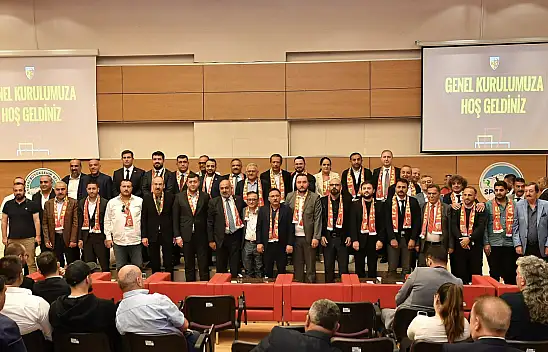 Kayserisporlu yönetici kimi hedef aldı? 'Kayserispor sevgileri işleri bitene kadar!'