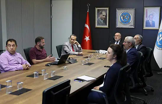 KAYÜ'de Dijital Dönüşüm Ofisi hazırlıkları hız kazandı: Rektör Karamustafa 3 temel hedefi sıraladı!