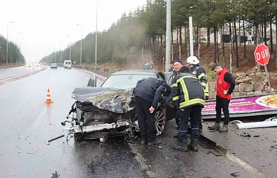 Kayseri'de feci kaza: Kadın hayatını kaybetti!