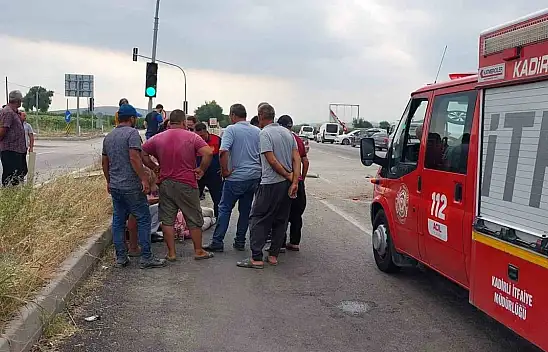 Kozan'da Araç Devrildi, 3 Kişi Yaralandı