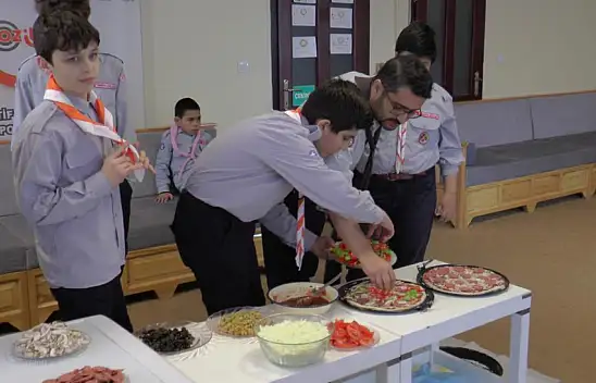 Küçük İzciler Pizza İzi Sürdü