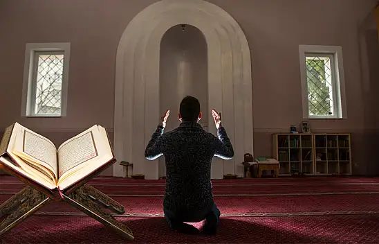 Bayram Hutbesi: Allah'ın Kullarına İhsan ve İkramı... (6 Haziran Cuma)