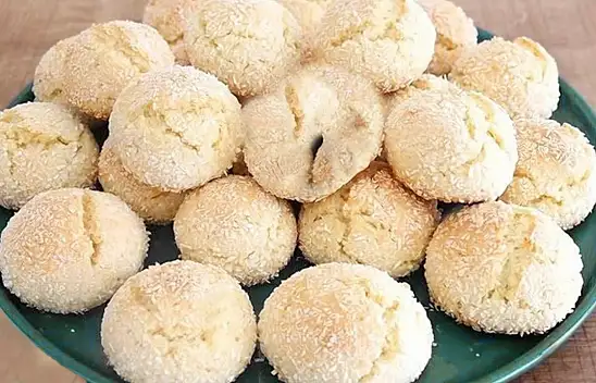 Lezzetli ve Pratik Hindistan Cevizli Kurabiye Tarifi – Türk Mutfağı