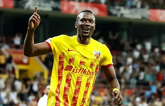 Mame Thiam Kayserispor'a geliyor mu? Son gelişme heyecanı düşürdü