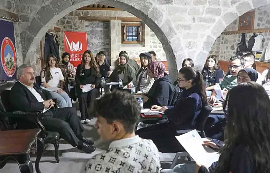 Melikgazi Belediyesi'nde en önemli yatırım gençlere!