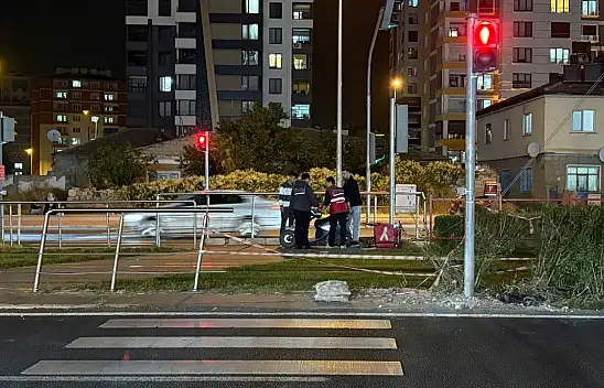 Melikgazi'de tramvay kazası: Motosiklet sürücüsü yaralandı!