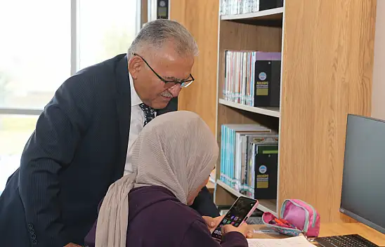 Memduh Büyükkılıç, Gençleri Hiçbir Zaman İhmal Etmiyor