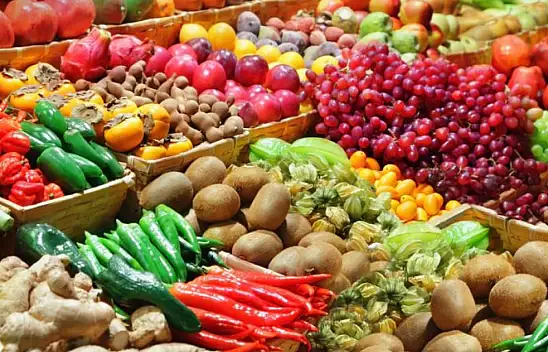 Meyve ve Sebzeye Yüzde 20 Akaryakıt Zammı!