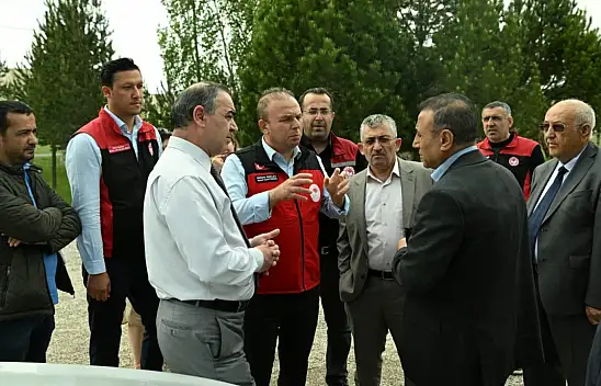 Müdür ekibiyle birlikte Pınarbaşı'yı bakın neden ziyaret etti?