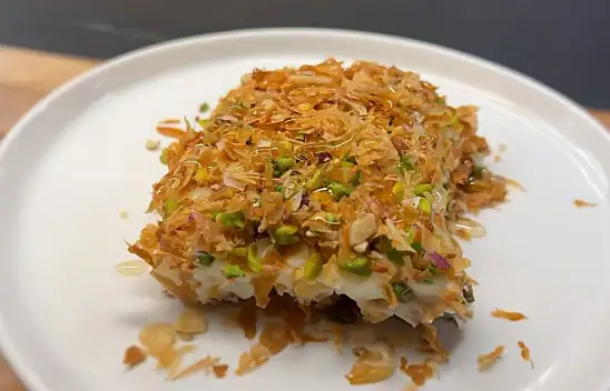 Muhallebili Baklava Tarifi – Kolay Tatlı Tarifleri - Pratik Tarifler