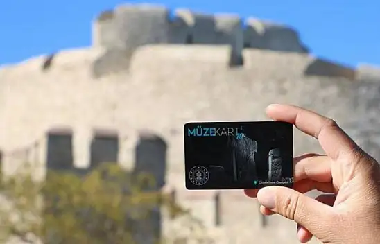Müze kart gençlere ücretsiz oldu!
