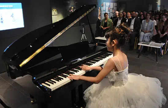 Müzede resital şöleni