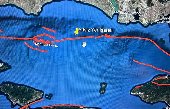 Naci Görür'den kritik uyarı: Kumburgaz Fayı yükleniyor!