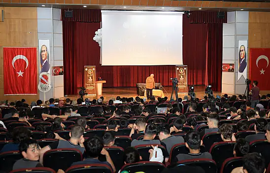 Necip Fazıl Kısakürek Kayseri'de anıldı - Vakkasoğlu, büyük üstadı anlattı!