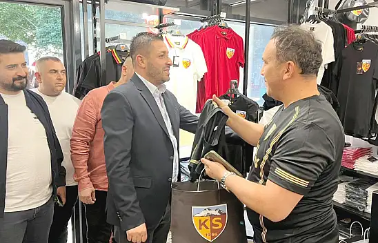 Kayseri'nin ünlü Profesörü de 'Kayserispor' dedi