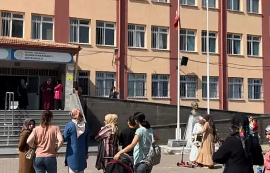 Öğrenciler artık daha fazla tatil yapacak – Kayserililer tepkili!