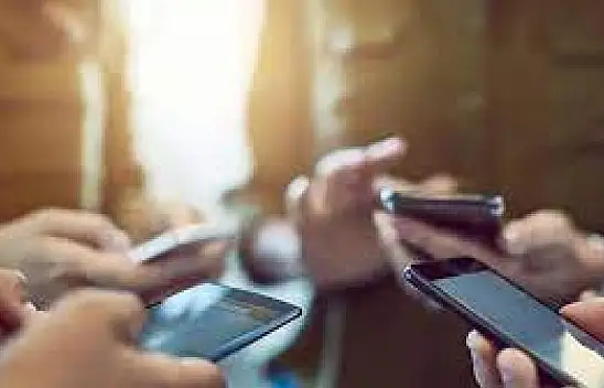 Öğrencilere ÖTV'siz telefon ne zaman?