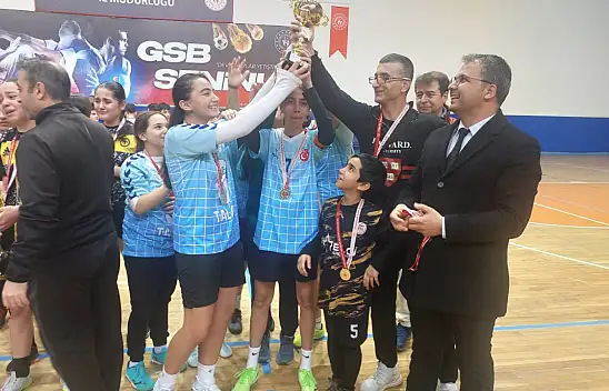 Okul Sporları Futsal Yıldızlar İl Birinciliği müsabakaları sona erdi