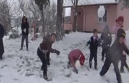 Okullar 3 gün tatil mi?