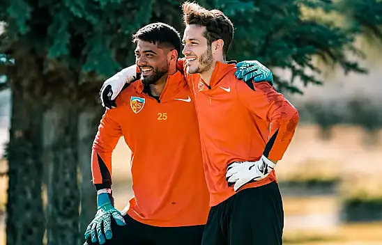 Onurcan Piri için anlaşma paylaşımı geldi! Kayserispor'dan ayrıldı mı?