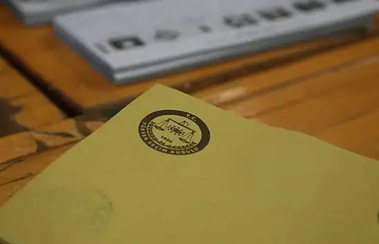 Oy pusulasında hangi parti kaçıncı sırada? İşte detaylar...