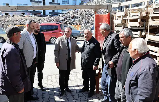 Özdoğan, Hacılar esnafına çalışmaları anlattı