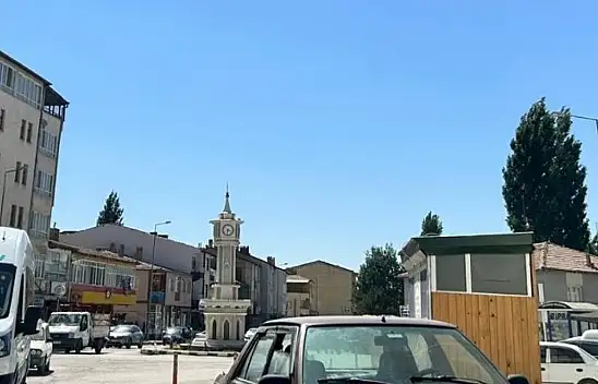 Pınarbaşı'nda sürpriz veda: Herkesin tanıdığı o isim emekliye ayrıldı