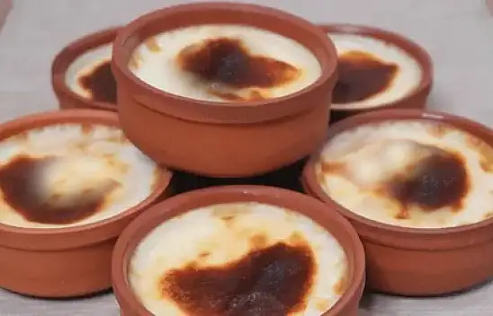 Pratik ve lezzetli tatlı tarifi - Kremalı fırın sütlaç - Türk Mutfağı