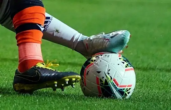 Profesyonel liglerde görülmemiş olay!.. Kulüp yönetimi taraftara devredildi