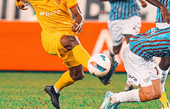 Saç baş yoldurdu - Kayserispor Haberleri