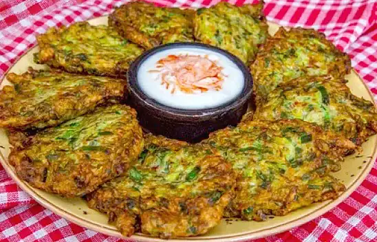 Sağlıklı ve lezzetli mücver nasıl yapılır? Pratik yemek tarifi - Türk mutfağı