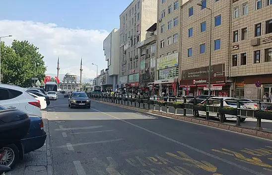 Sahabiye yıkılıyor – Kayserililer endişeli!