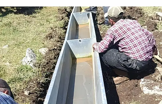 Sarız'da hayvancılığa büyük destek! Yaylalara yeni sulama tekneleri kuruldu