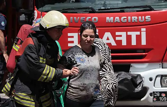 Şarj olan telefon bomba gibi patladı!